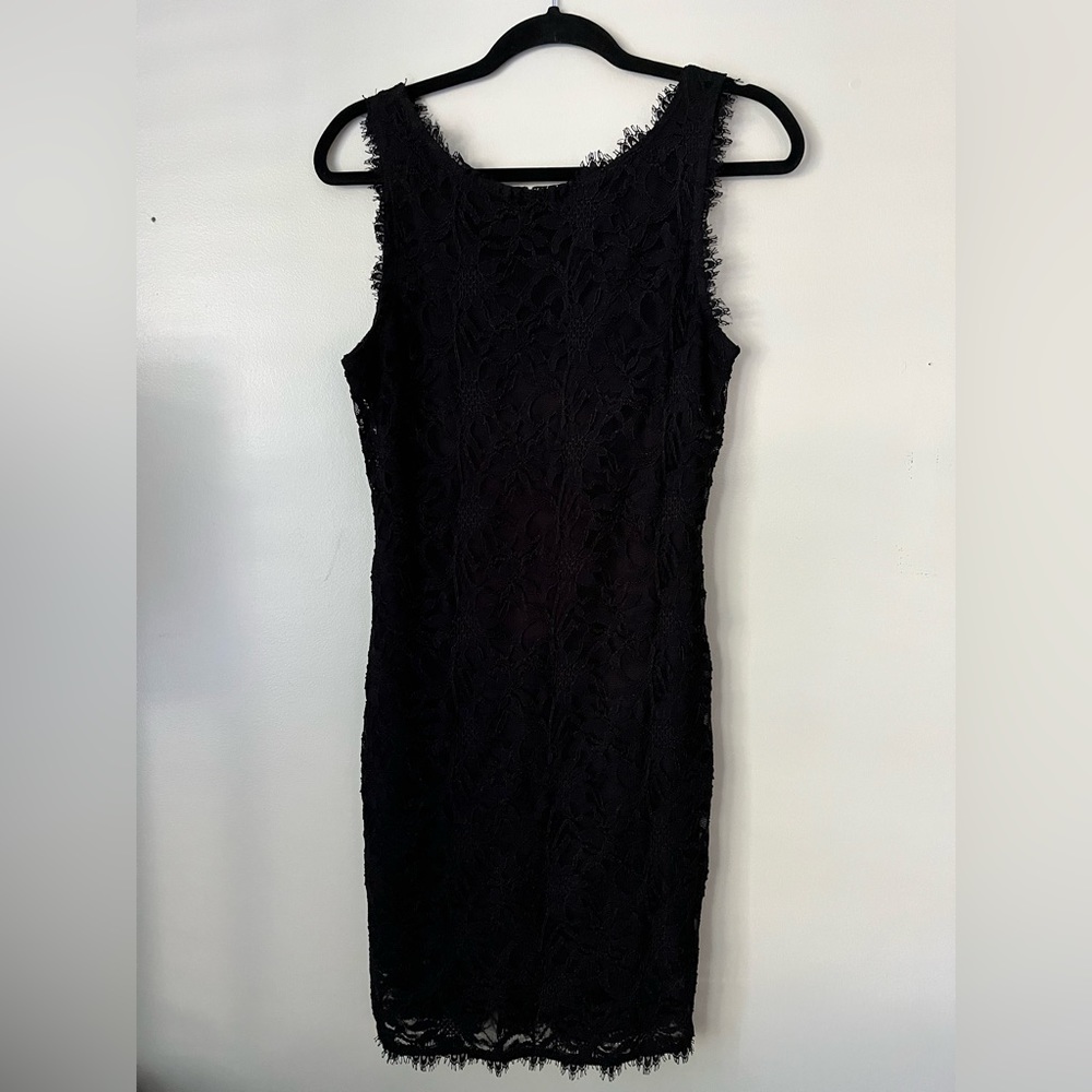 Jump Lace body con dress